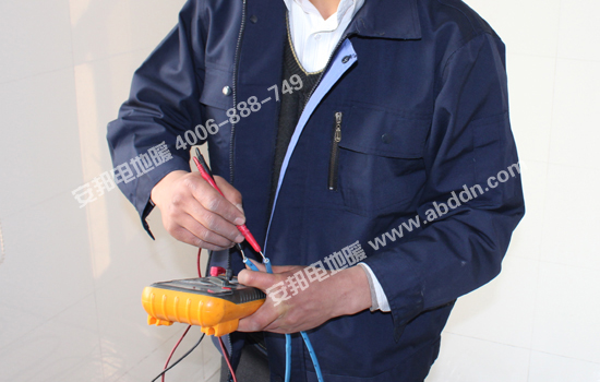 測試發(fā)熱電纜是否絕緣